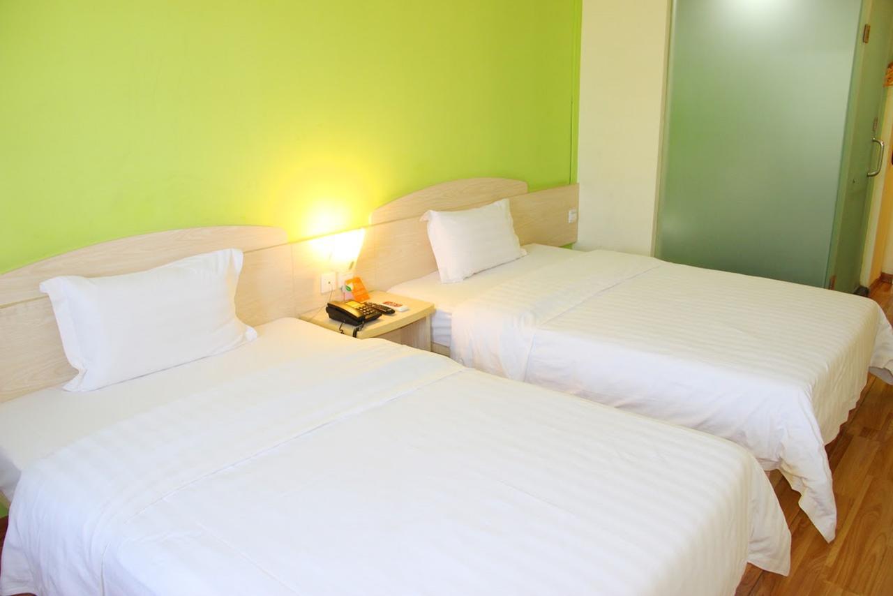 7Days Inn Shenzhen Airport New Terminal Bagian luar foto