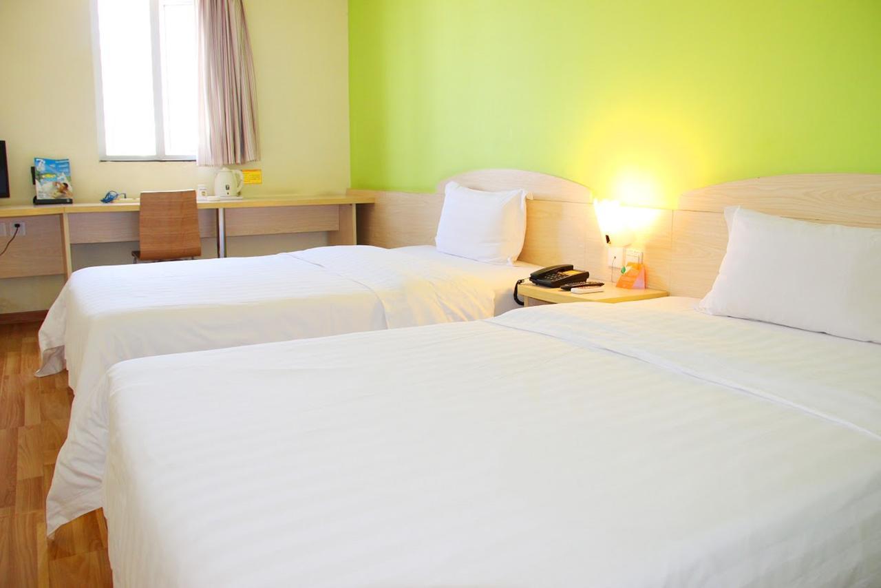7Days Inn Shenzhen Airport New Terminal Bagian luar foto