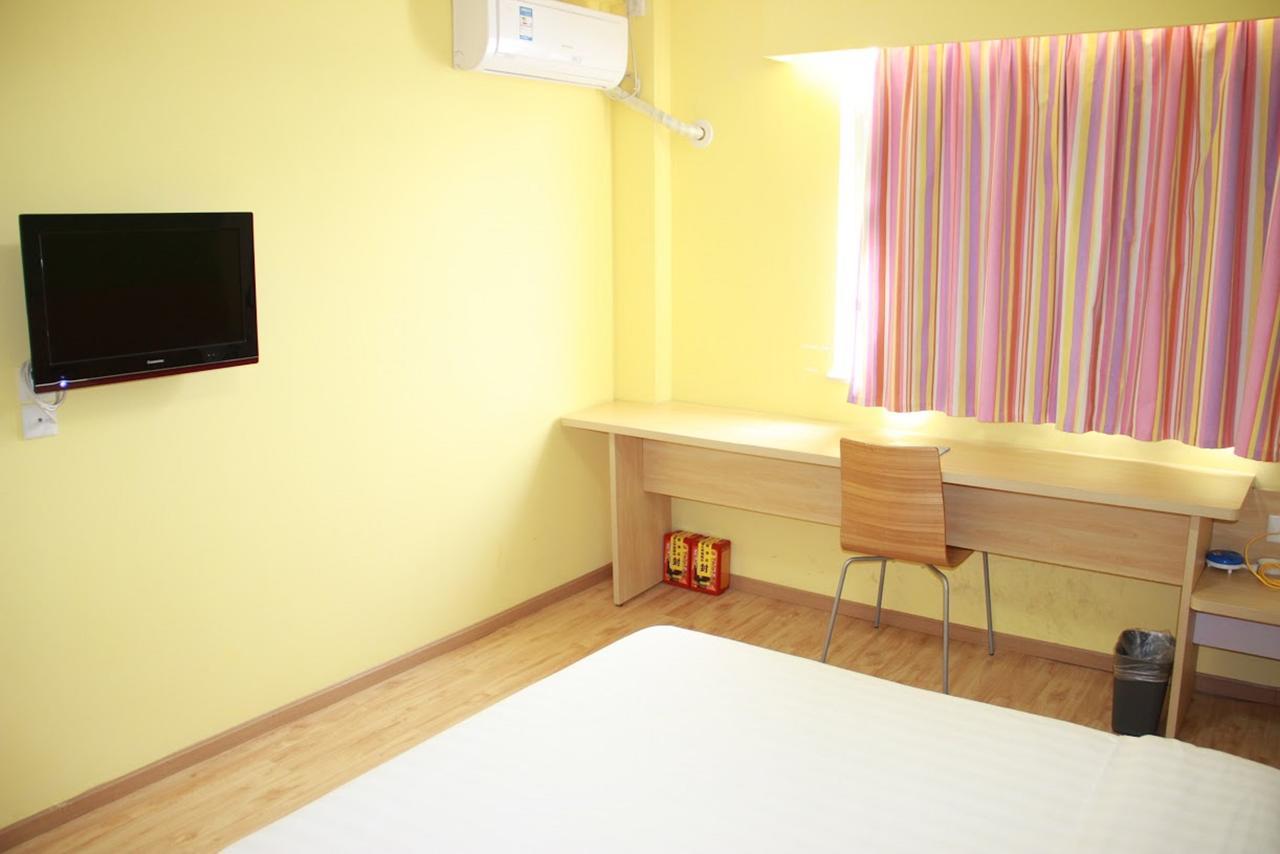 7Days Inn Shenzhen Airport New Terminal Bagian luar foto